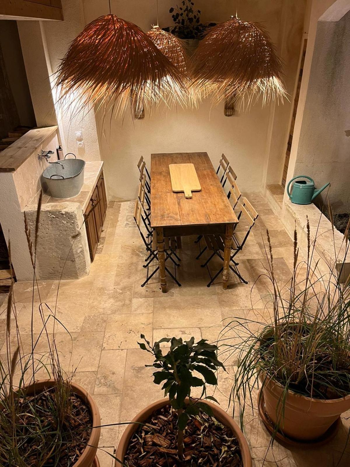 Drome Provencale Maison Familiale Calme Dans Village Valréas Zewnętrze zdjęcie